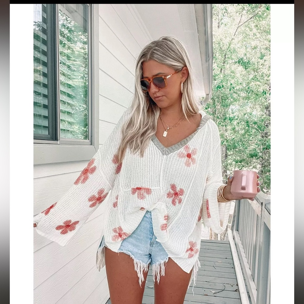 POL  Daisy Flower Print V Neck‎ Lightweight Hoodie Sweater Very Oversized - Picture 2 of 12